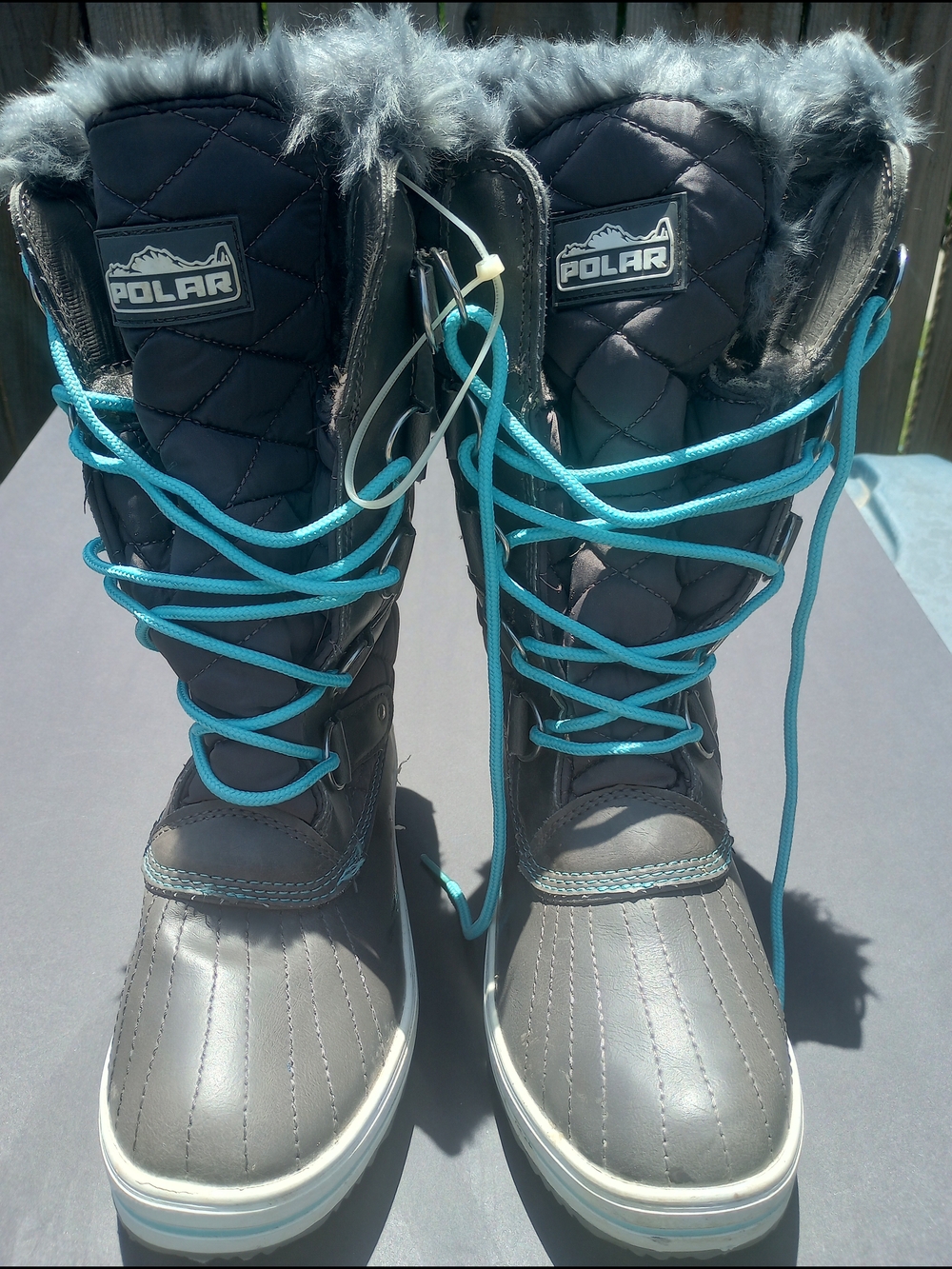 Polar Women's Gray/Blue Aqua Quilted Winter Snow Boots. Size 6
